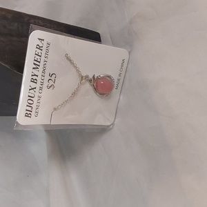 GENUINE CHALCEDONY STONE PENDANT NECKLACE